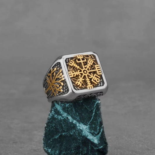 Anillo vikingo dorado